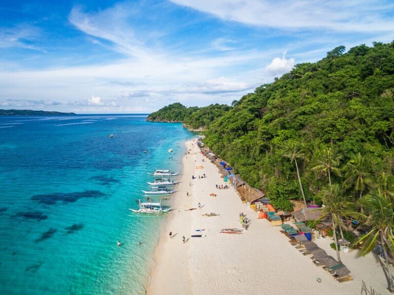 Discovering Boracay: The Philippines’ Tropical Paradise